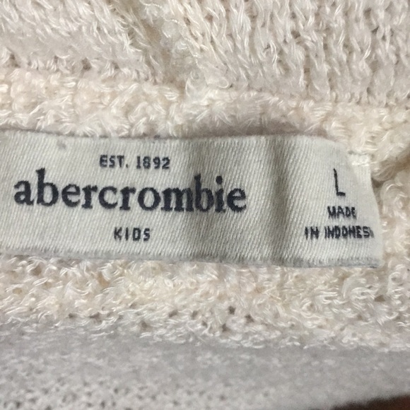 Sheer white lace hoodie - Picture 4 of 4